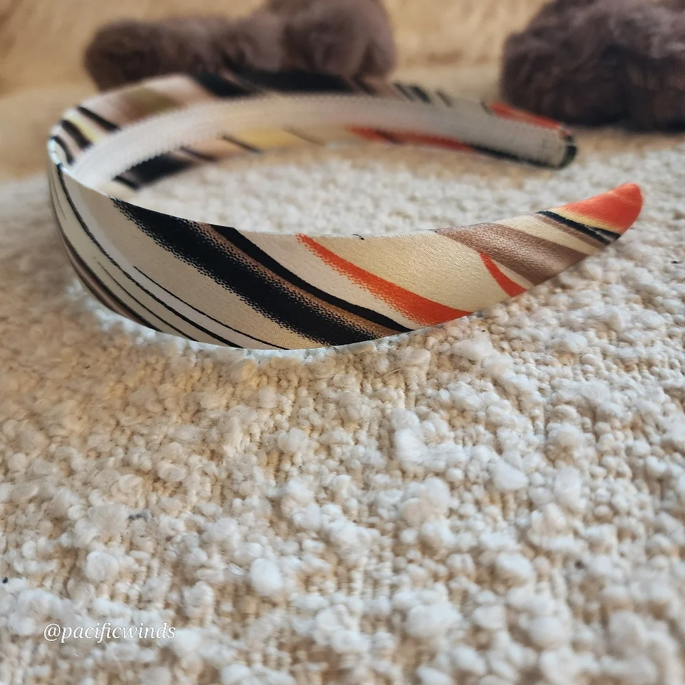 NWOT 3 HEADBANDS & 2 HAIR TIES